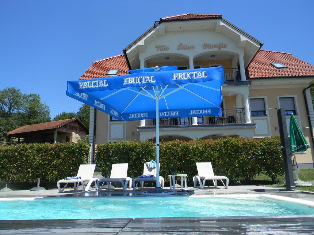 Vila Silva Marija Apartments Pišece Esterno foto