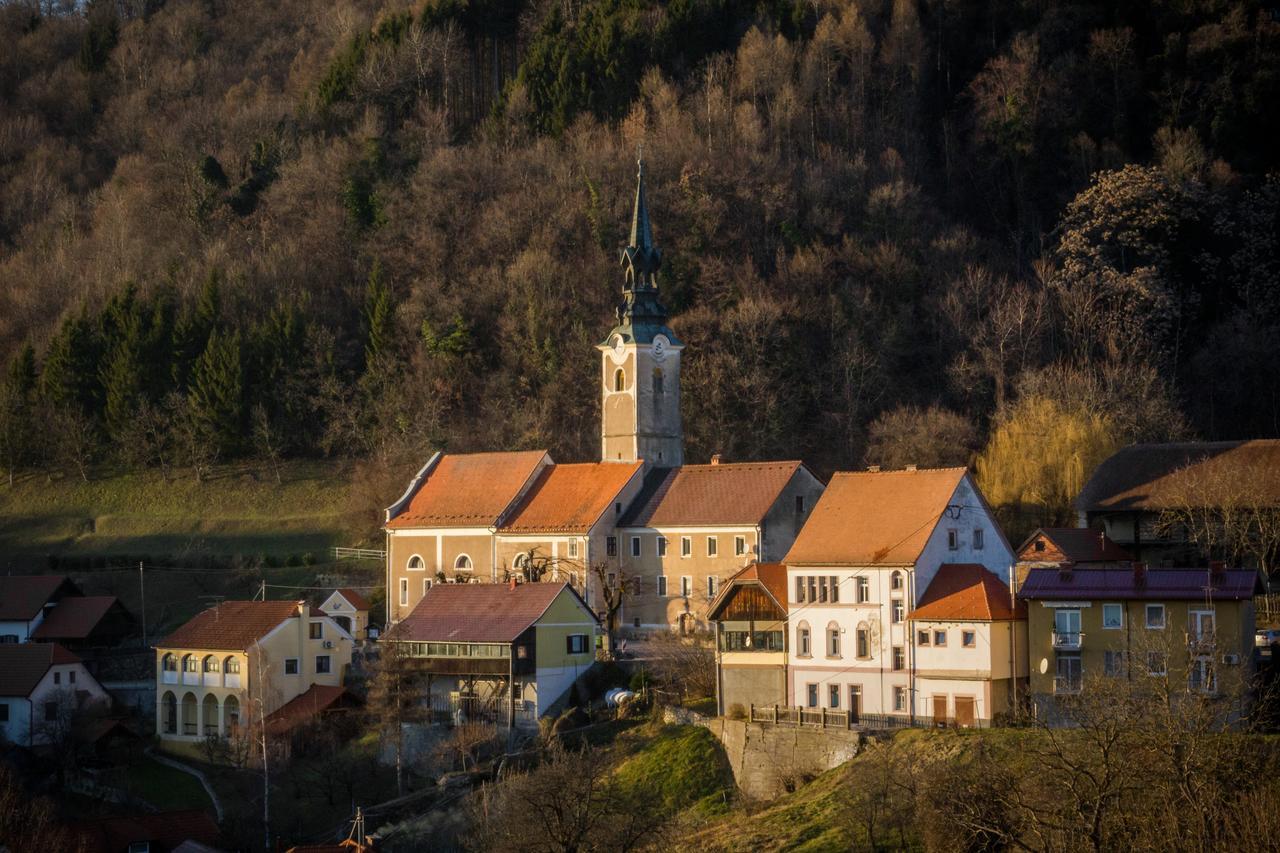 Vila Silva Marija Apartments Pišece Esterno foto