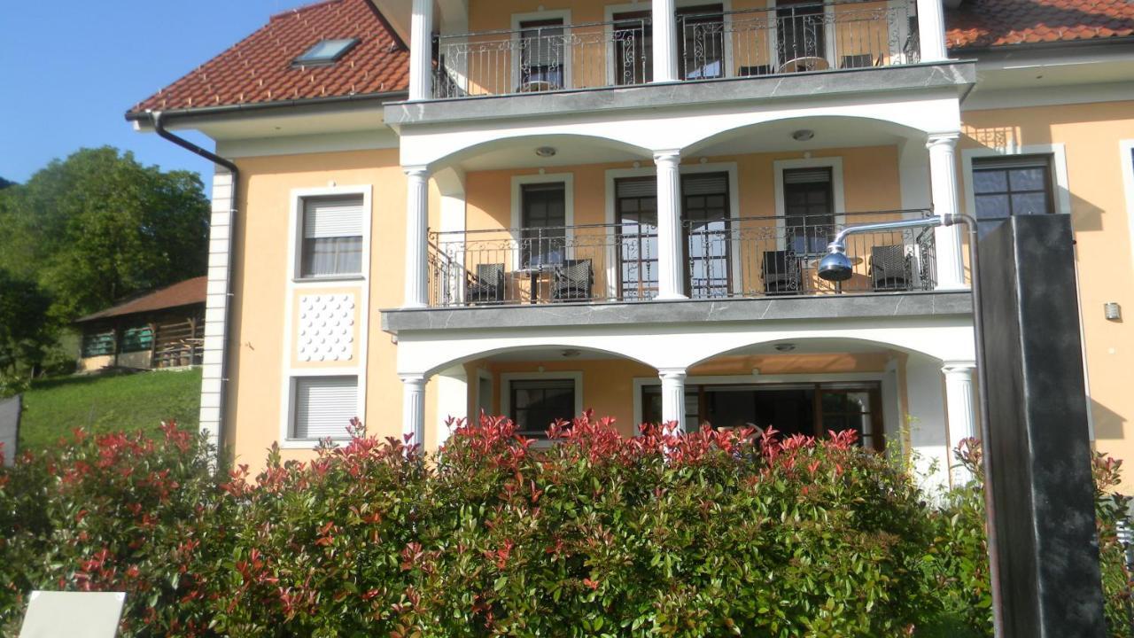 Vila Silva Marija Apartments Pišece Esterno foto