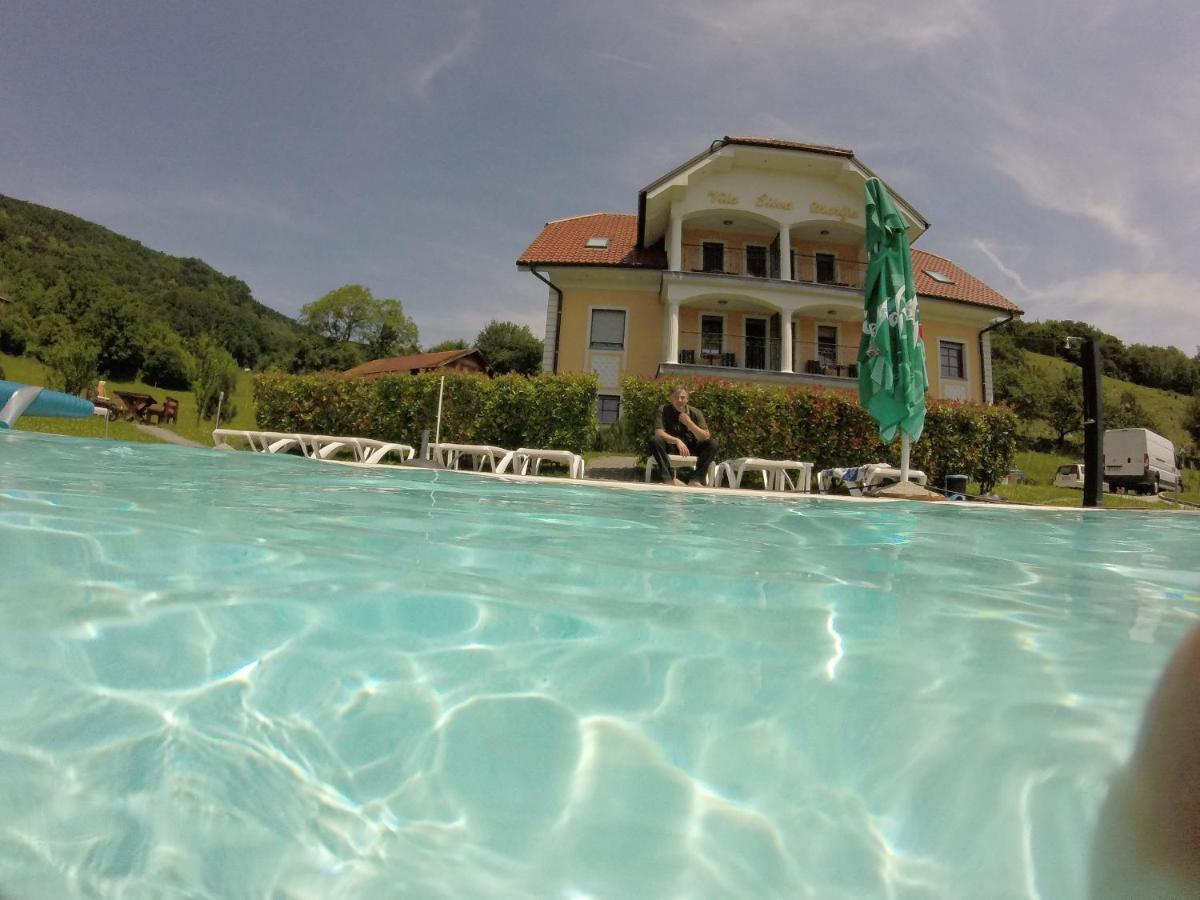 Vila Silva Marija Apartments Pišece Esterno foto