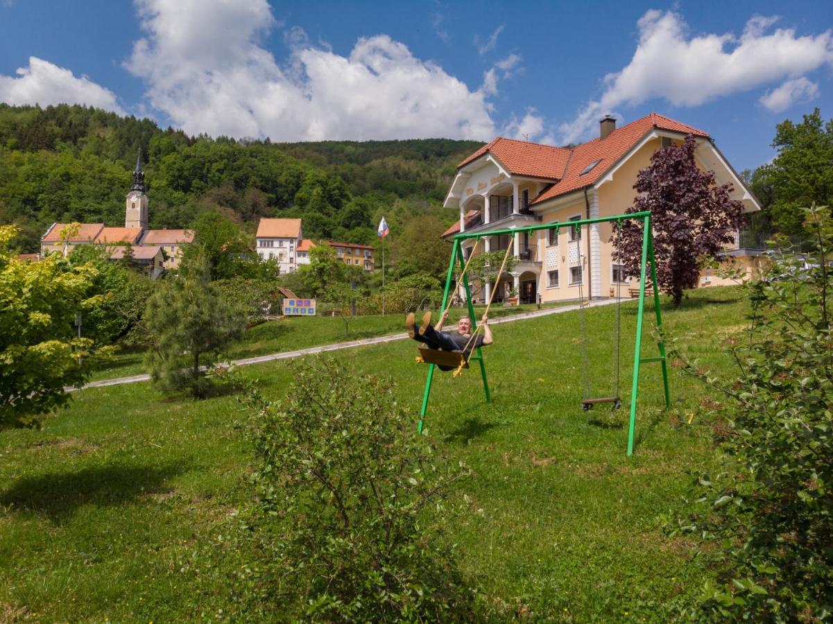 Vila Silva Marija Apartments Pišece Esterno foto