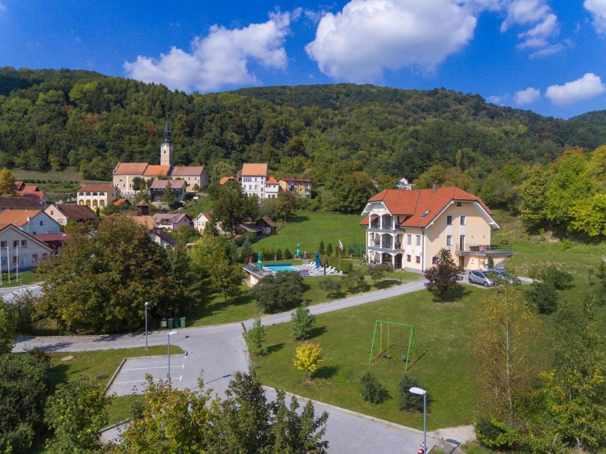 Vila Silva Marija Apartments Pišece Esterno foto